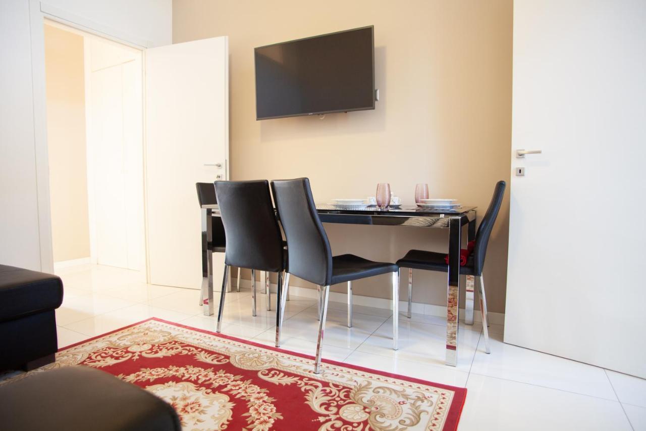 Lambrate Elegant Bright Apartment Милано Екстериор снимка